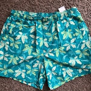 Columbia Teal and Green Patterned Shorts